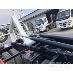 貴港市五十鈴一拖二清障車(chē) 守護(hù)道路貨物運(yùn)輸?shù)膱?jiān)實(shí)后盾